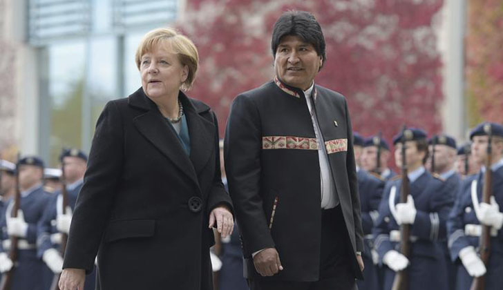 Merkel Sugiri A Evo Que El Papa Participe En La Soluci N Del Tema