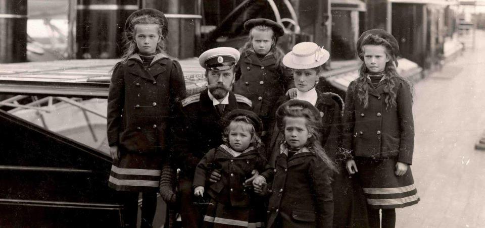 russian-imperial-family.jpg